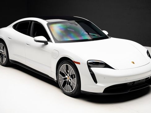 Used 2023 Porsche Taycan w/ Premium Package image 37