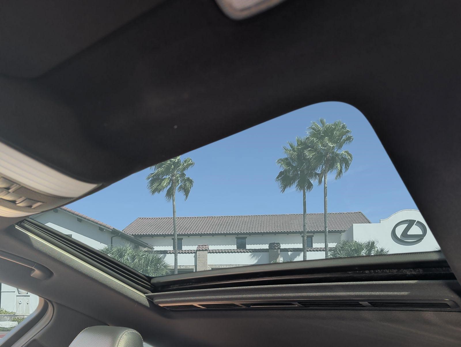 Used 2014 Mercedes-Benz E 350 Sedan image 21