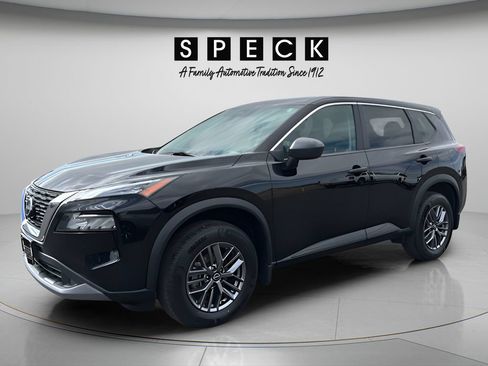 Used 2023 Nissan Rogue S AWD/4WD image 1