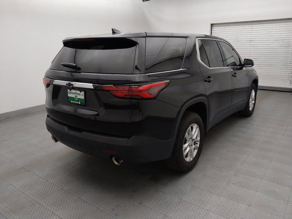 Used 2022 Chevrolet Traverse LS FWD image 9