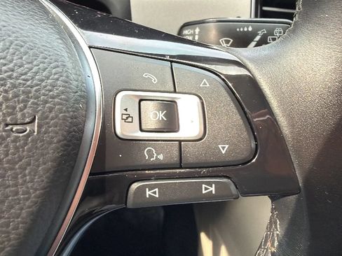 Used 2018 Volkswagen Atlas SEL Premium AWD/4WD image 11