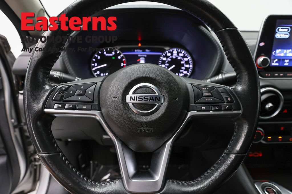 Used 2022 Nissan Sentra SV FWD image 11