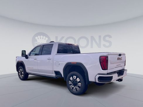 New 2026 GMC Sierra 2500 Denali w/ Denali Reserve Package image 4