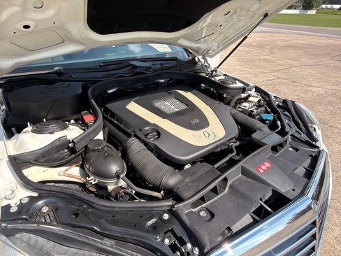 Used 2010 Mercedes-Benz E 350 Sedan image 13
