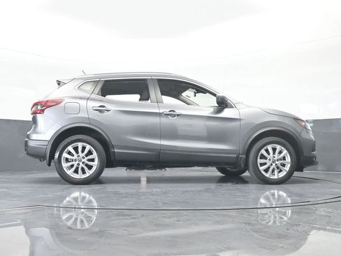 Used 2021 Nissan Rogue Sport SV image 64