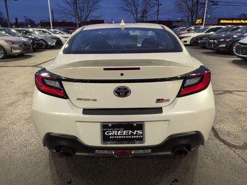 Certified 2023 Toyota GR86 Premium image 4