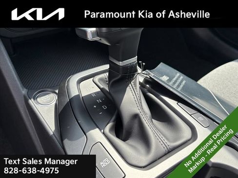 New 2026 Kia K4 FWD image 27