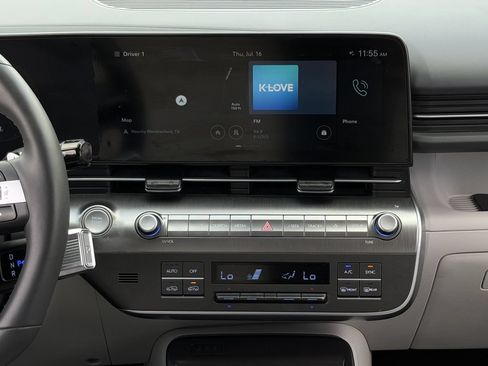 Used 2024 Hyundai Kona Limited AWD/4WD image 17