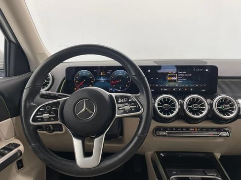 Certified 2022 Mercedes-Benz GLB 250 4MATIC image 3