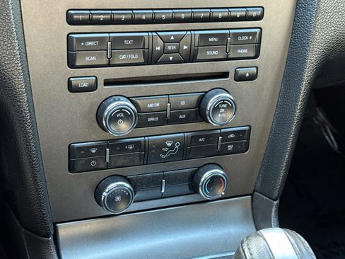 Used 2013 Ford Mustang Coupe RWD image 29