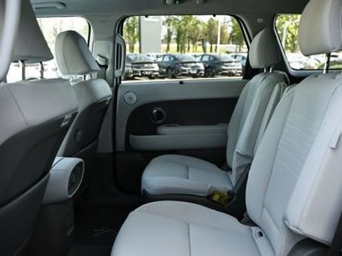 New 2026 Hyundai Palisade Limited FWD image 9