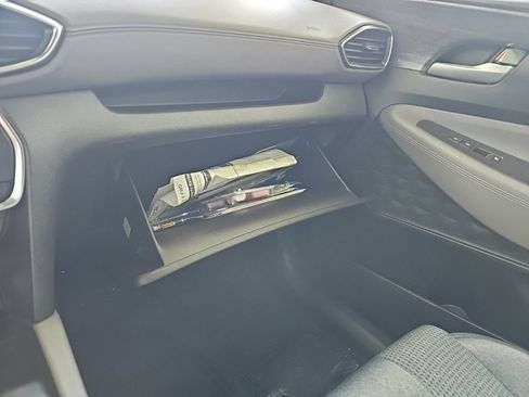 Used 2019 Hyundai Santa Fe SEL FWD image 29