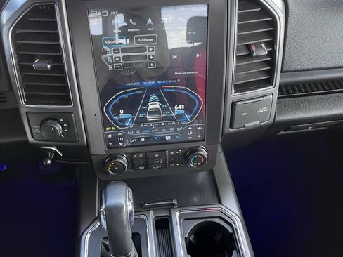 Used 2019 Ford F150 XLT w/ Equipment Group 302A Luxury AWD/4WD image 11
