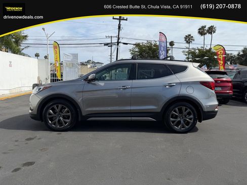 Used 2018 Hyundai Santa Fe Sport FWD image 8