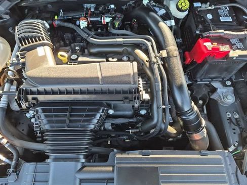 Used 2023 Lincoln Corsair FWD image 32