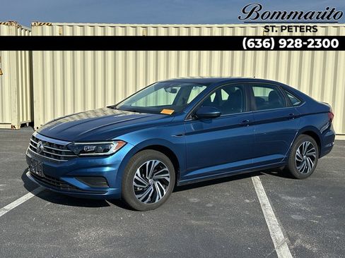 Used 2021 Volkswagen Jetta SEL image 1