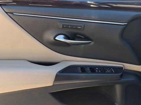 Used 2021 Lexus ES 350 w/ Accessory Package 2 FWD image 14