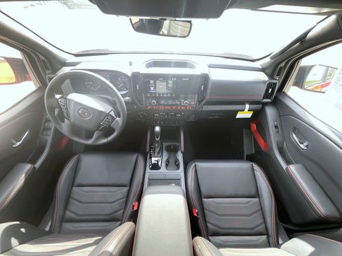 New 2025 Nissan Frontier PRO-4X w/ Pro Premium Package image 13