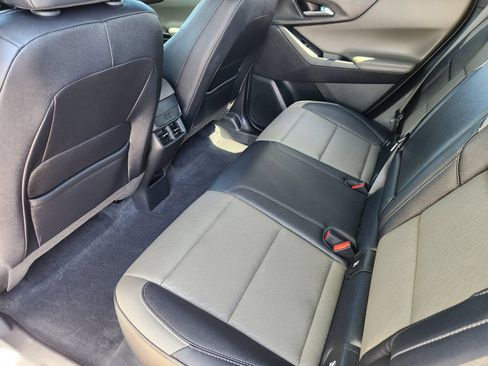 Used 2025 Chevrolet Equinox LT w/ Convenience Package II AWD/4WD image 11