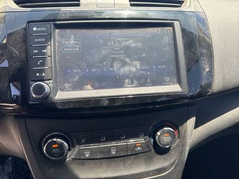 Used 2019 Nissan Sentra S w/ Electronics Package FWD image 7