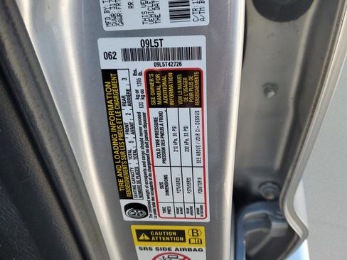 Used 2014 Toyota Tundra Limited w/ Limited Premium Package image 29