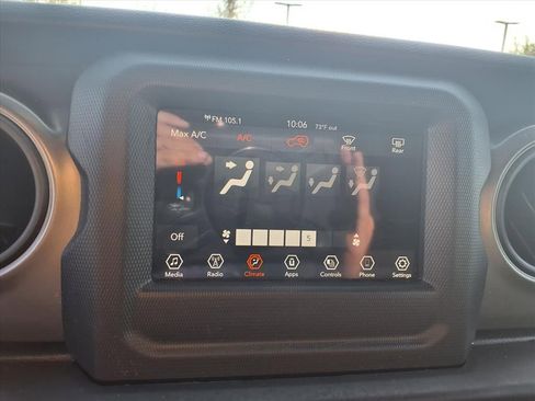 Certified 2022 Jeep Wrangler Willys image 14