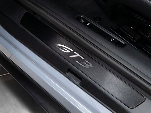 Used 2024 Porsche 911 GT3 Touring w/ Chrono Package image 55