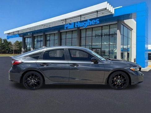 Certified 2025 Honda Civic Sport image 2