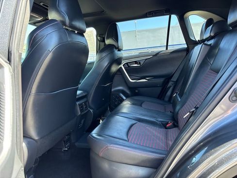 Used 2022 Toyota RAV4 Prime XSE AWD/4WD image 11