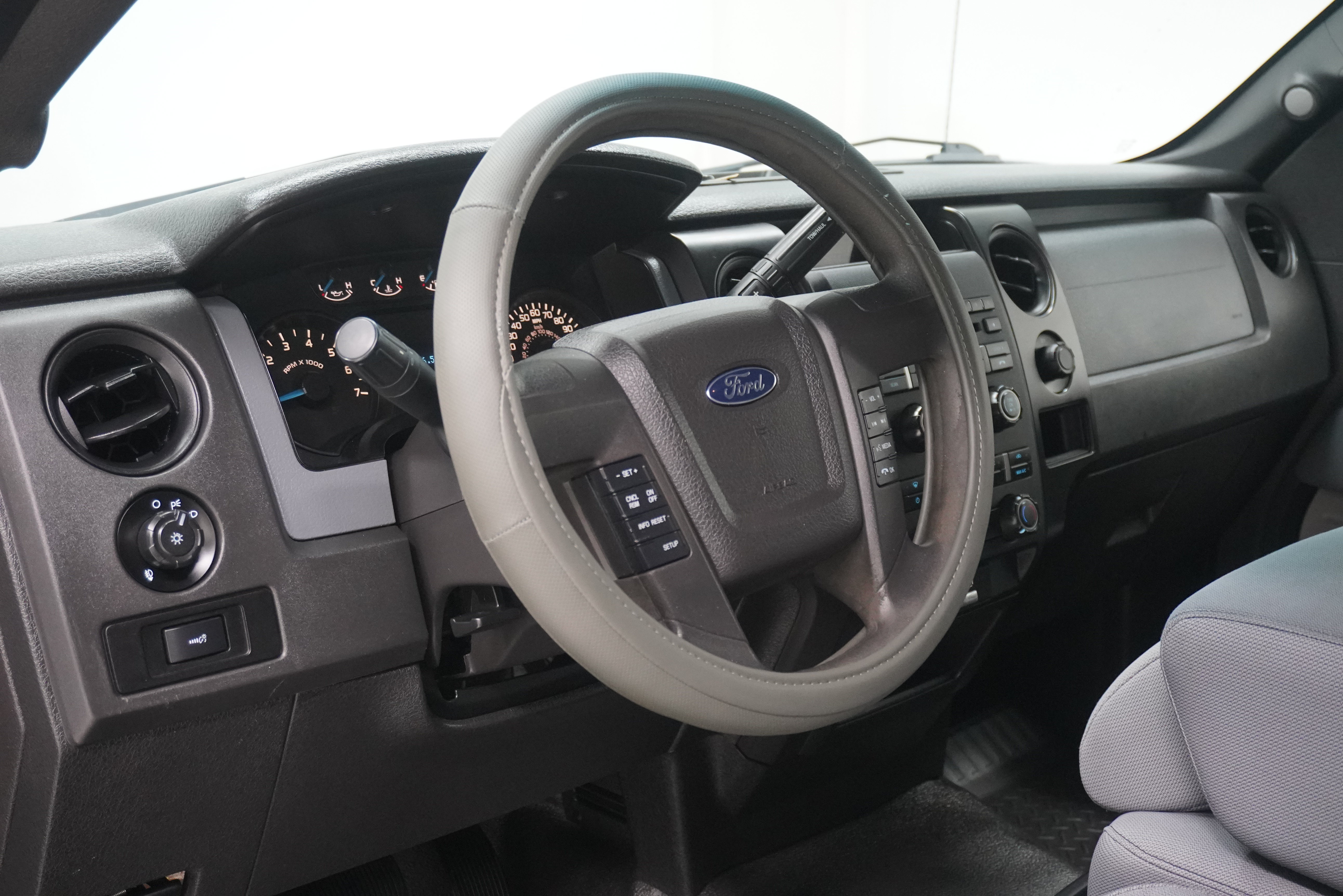 Used 2014 Ford F150 STX w/ Equipment Group 201A Mid RWD image 11