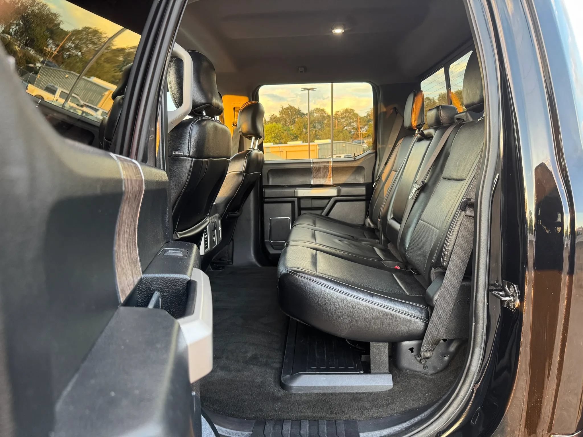Used 2017 Ford F350 Lariat AWD/4WD image 21