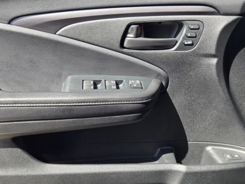 Used 2023 Honda Passport EX-L image 18