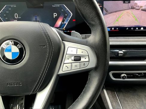 Used 2024 BMW X7 xDrive40i w/ Premium Package AWD/4WD image 12