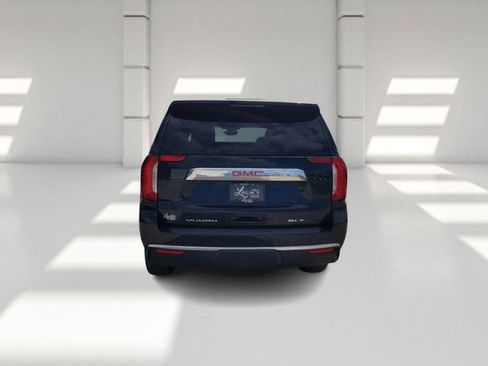 Used 2022 GMC Yukon SLT w/ SLT Luxury Package image 6