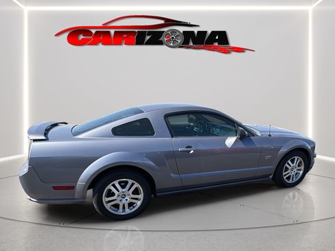 Used 2006 Ford Mustang GT RWD image 12