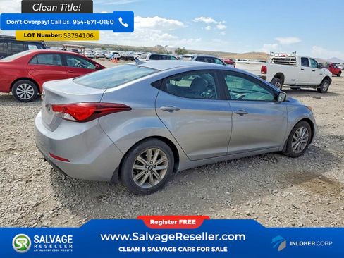 Used 2015 Hyundai Elantra SE w/ Option Group 02 FWD image 4