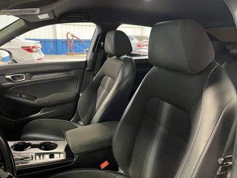 Used 2023 Honda Civic Sport image 23