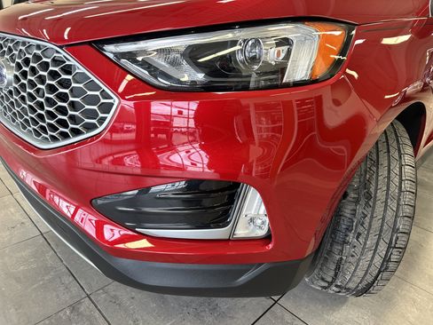 Used 2023 Ford Edge SEL w/ Convenience Package image 18