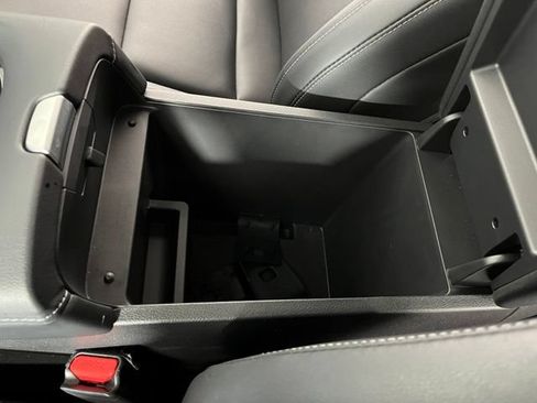 Certified 2025 Nissan Murano SV FWD image 28