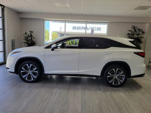 Used 2018 Lexus RX 350L FWD image 2