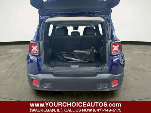 Used 2016 Jeep Renegade Latitude AWD/4WD image 13