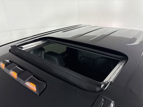 New 2025 GMC Sierra 3500 Denali w/ Denali Reserve Package image 22