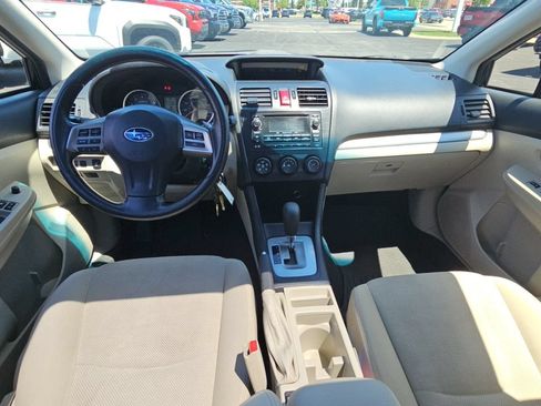 Used 2014 Subaru Crosstrek 2.0i Premium w/ Moonroof Package AWD/4WD image 8
