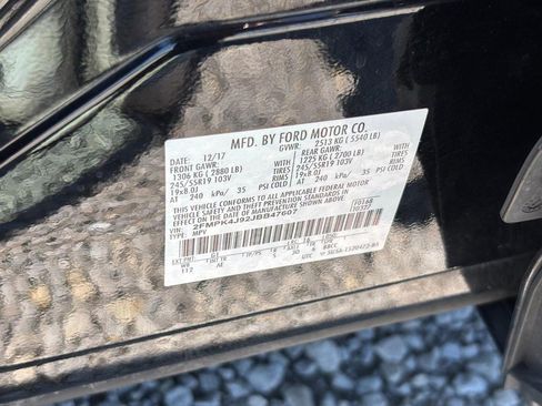 Used 2018 Ford Edge SEL w/ Equipment Group 201A AWD/4WD image 26