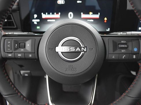 New 2026 Nissan Kicks SR w/ Illumination Package image 30