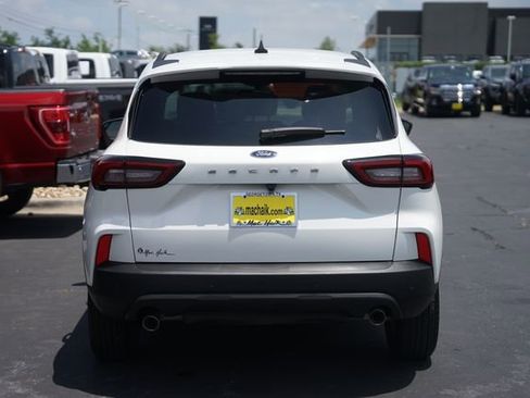 Used 2025 Ford Escape ST-Line w/ Tech Pack #1 FWD image 7