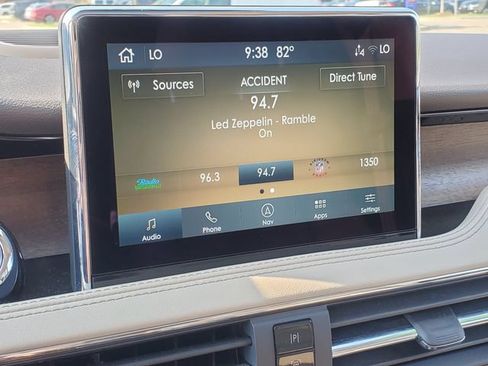 Used 2022 Lincoln Corsair Reserve w/ Equipment Group 201A AWD/4WD image 16