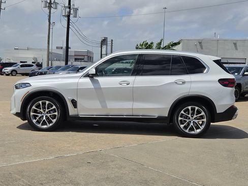 Used 2025 BMW X5 xDrive40i w/ Climate Comfort Package AWD/4WD image 6