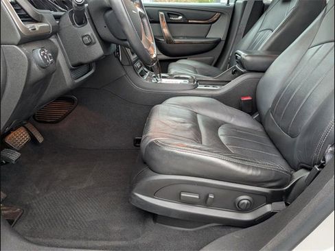 Used 2014 GMC Acadia Denali image 9