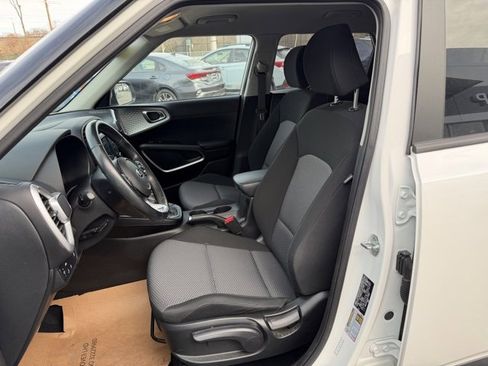 Used 2021 Kia Soul X-Line image 16